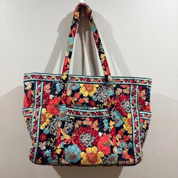 Vera Bradley Large Tote Happy Snails Fall Floral Travel Bag Boho Chic - Picture 2 of 6